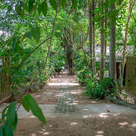 Silent Bungalow Udawalawe Kültér fotó