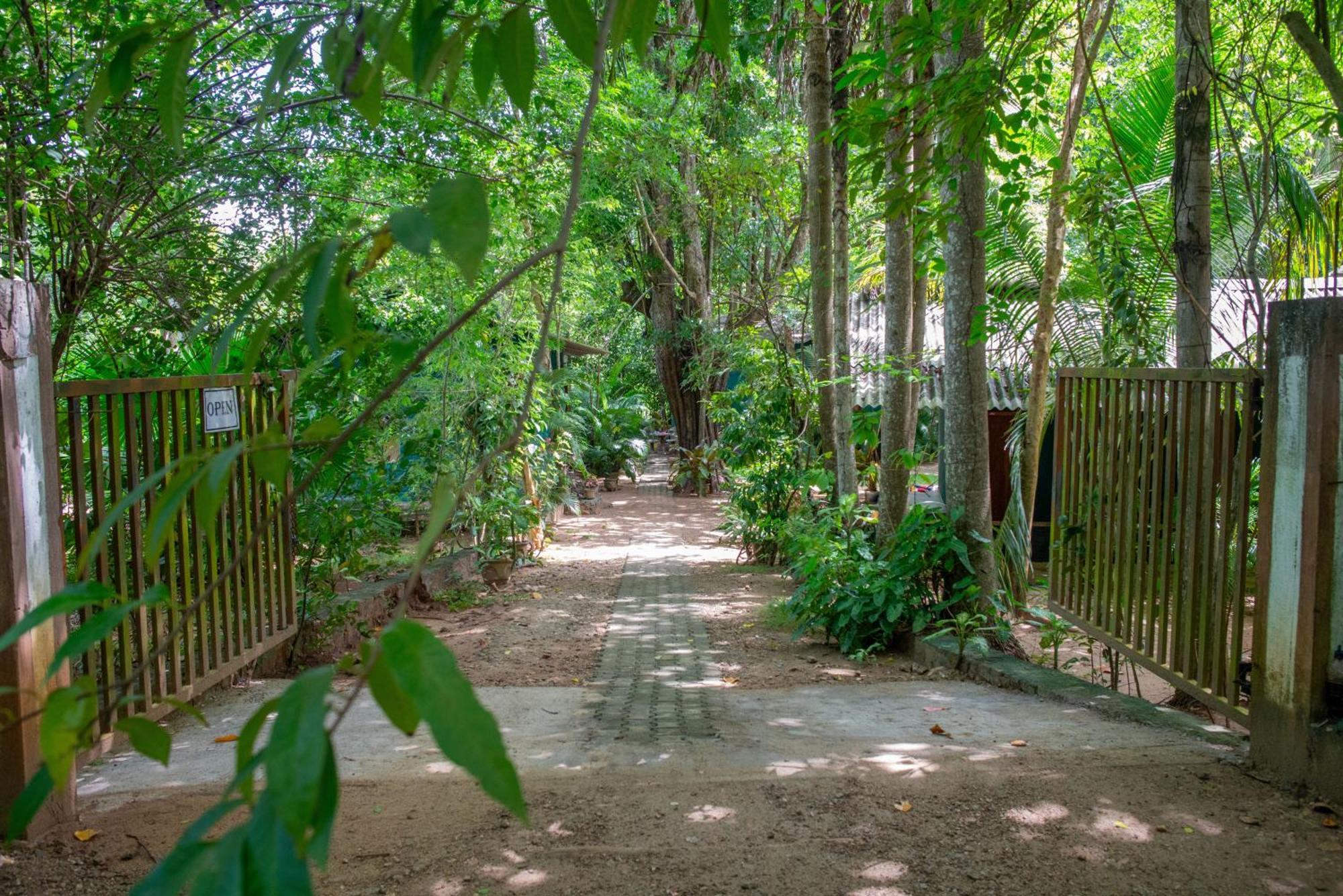 Silent Bungalow Udawalawe Kültér fotó